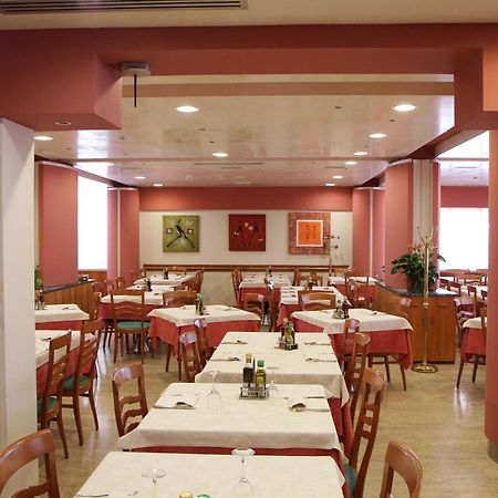 Hotel Ezzelino San Zenone エクステリア 写真